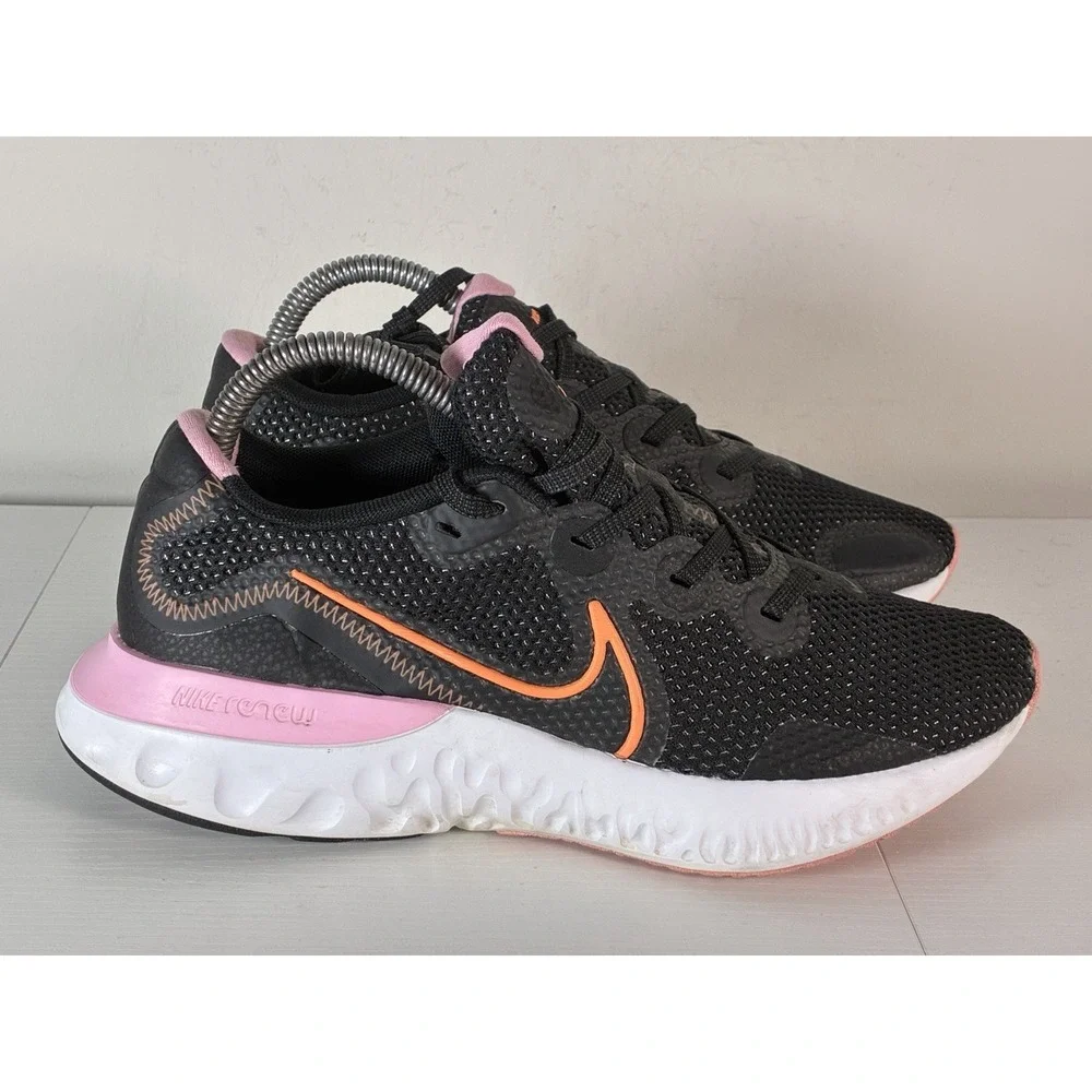 Size 8 - Nike Renew Run Orange Pulse Womens Shoes